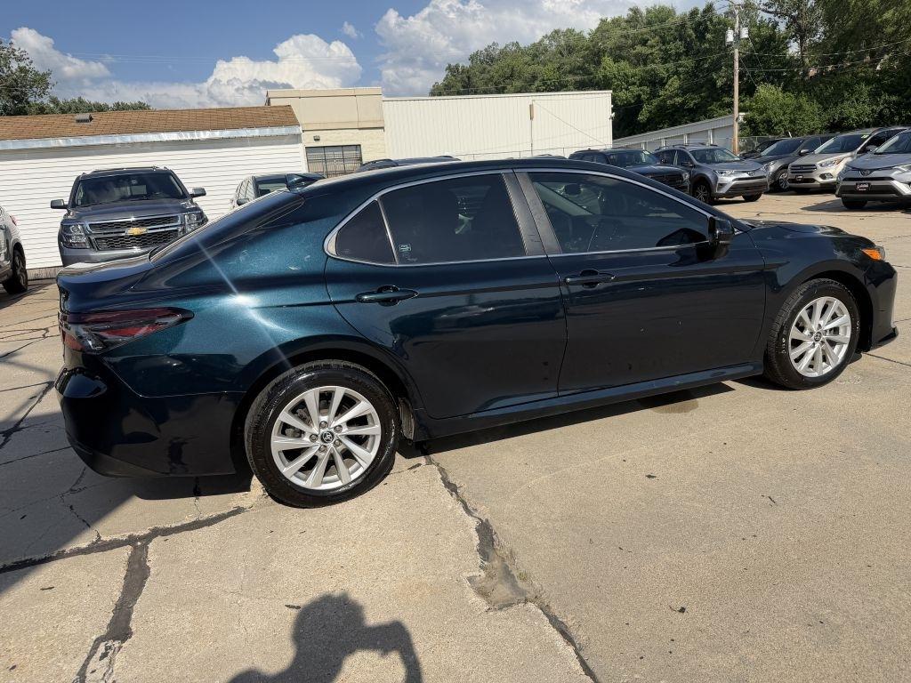 Toyota Camry LE AWD 2021