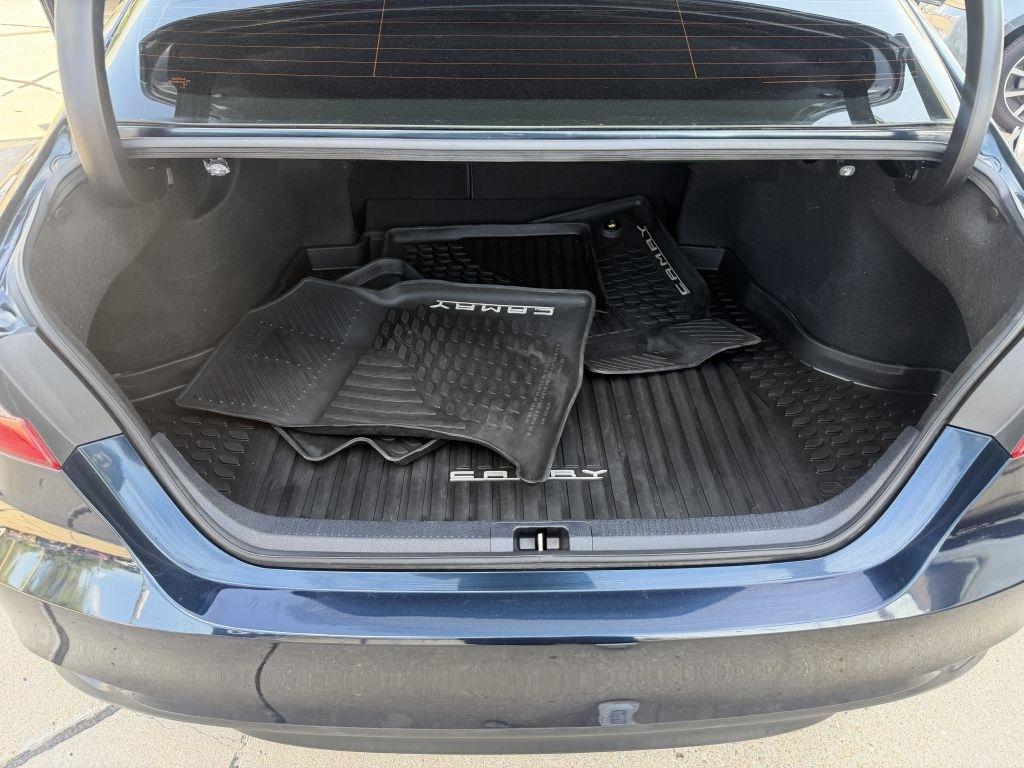 Toyota Camry LE AWD 2021