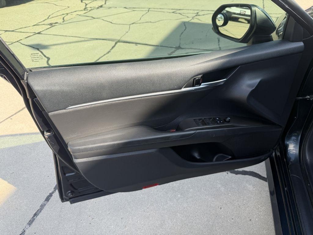 Toyota Camry LE AWD 2021