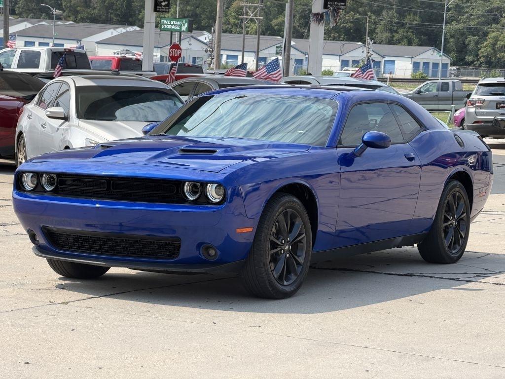 Dodge Challenger SXT AWD 2022