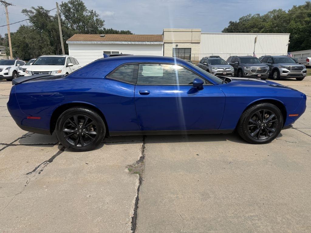 Dodge Challenger SXT AWD 2022