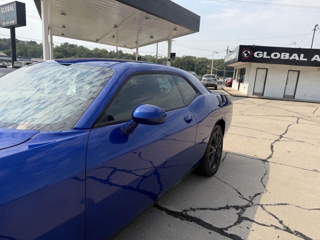 Dodge Challenger SXT AWD 2022
