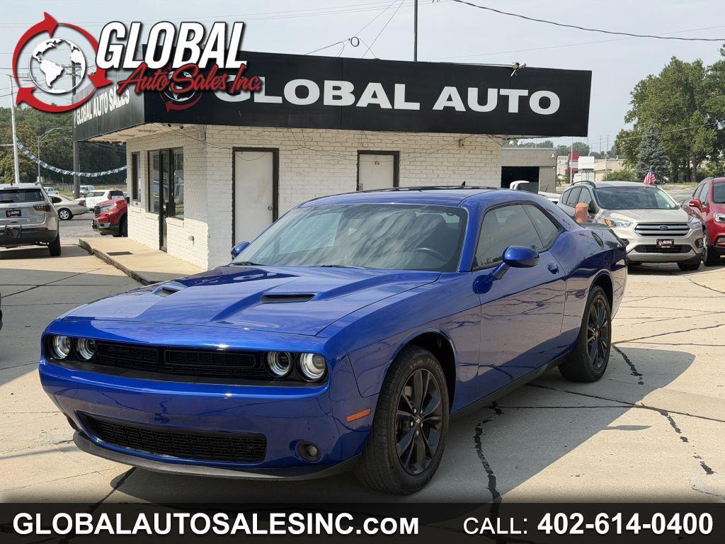 Dodge Challenger SXT AWD 2022