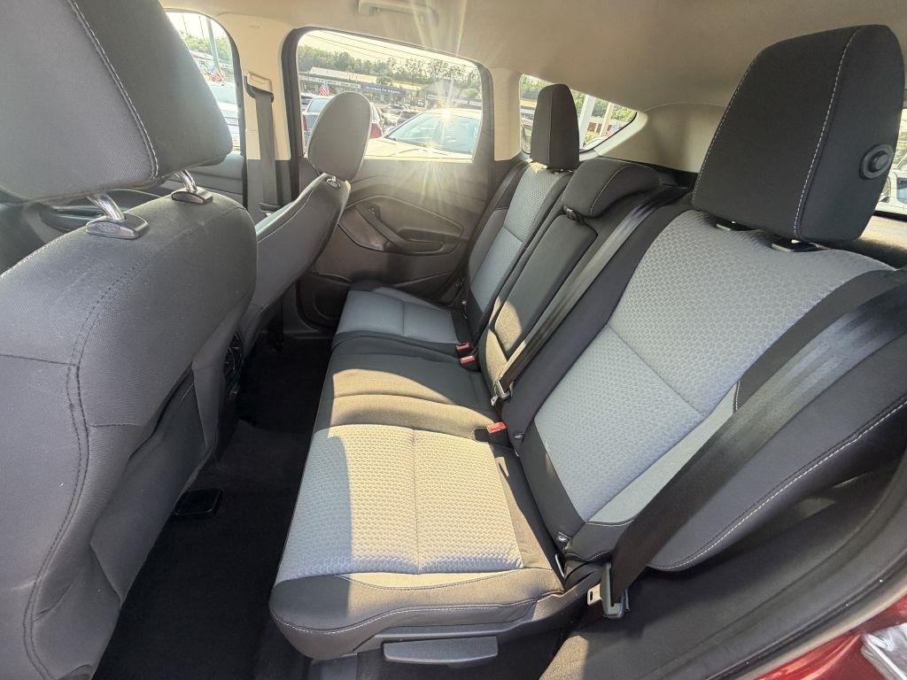Ford Escape SE FWD 2017