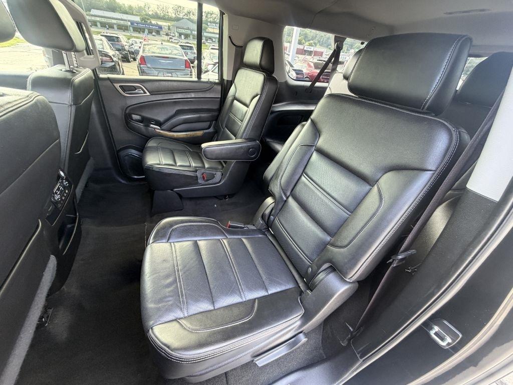 GMC Yukon XL Denali 4WD 2017