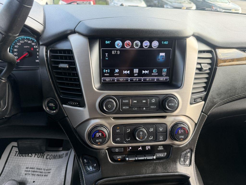 GMC Yukon XL Denali 4WD 2017