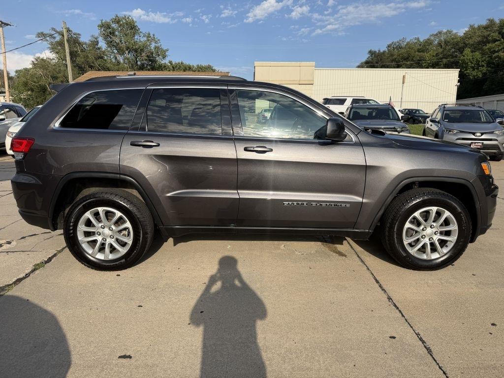 Jeep Grand Cherokee Laredo E 4WD 2021