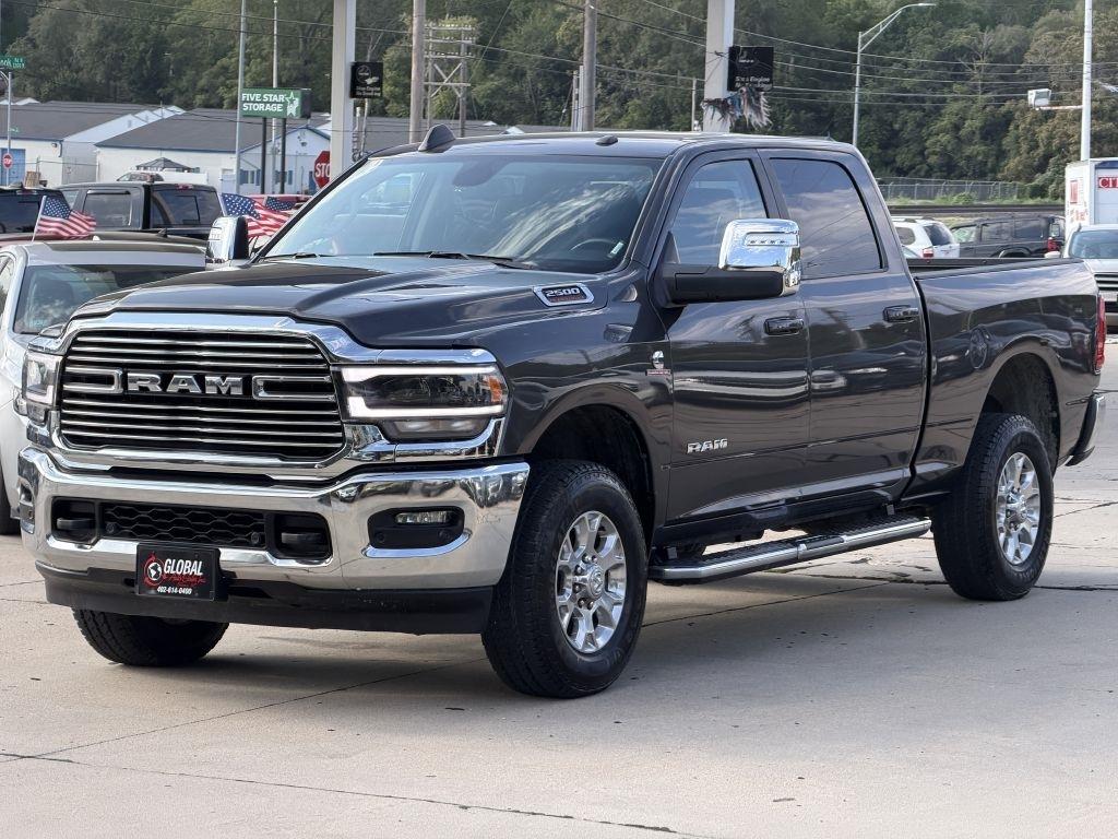 RAM 2500 Laramie Crew Cab SWB 4WD 2024