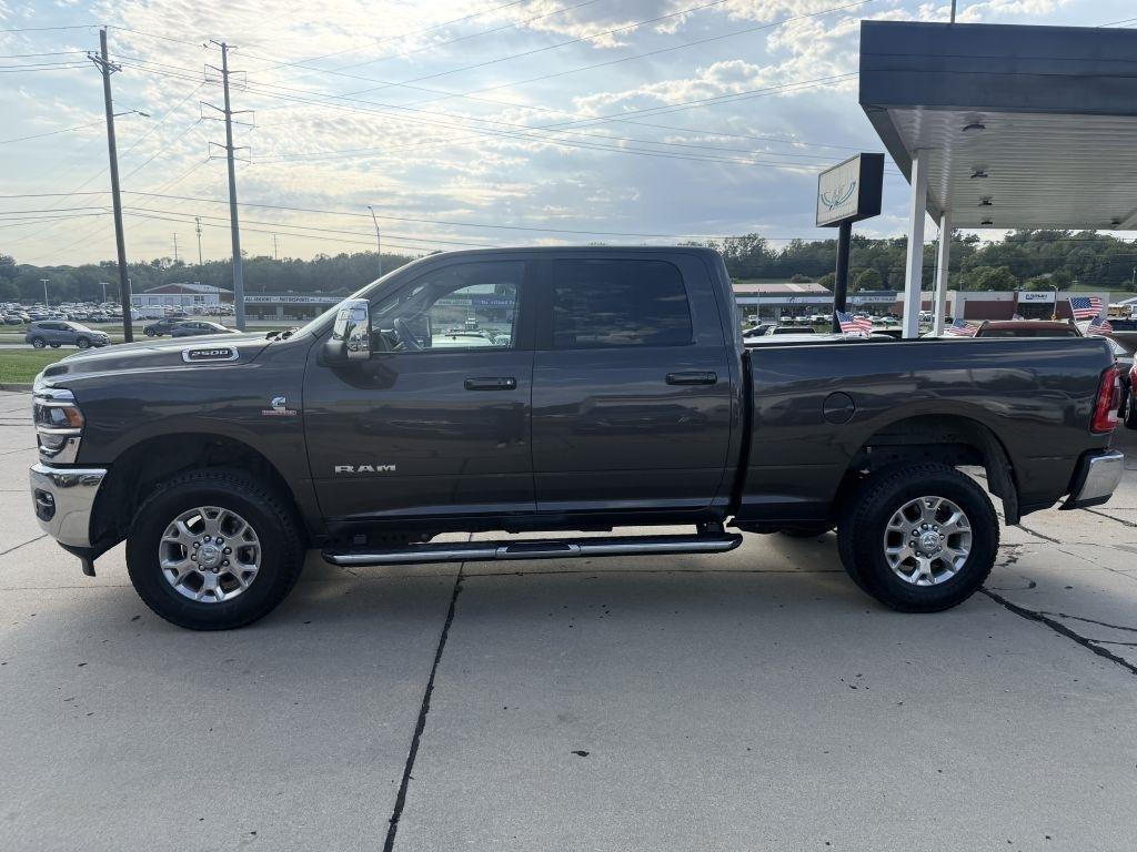 RAM 2500 Laramie Crew Cab SWB 4WD 2024