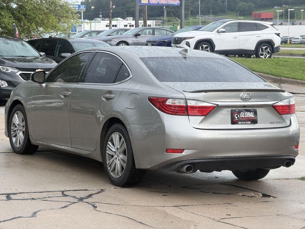 Lexus ES 350 Sedan 2015