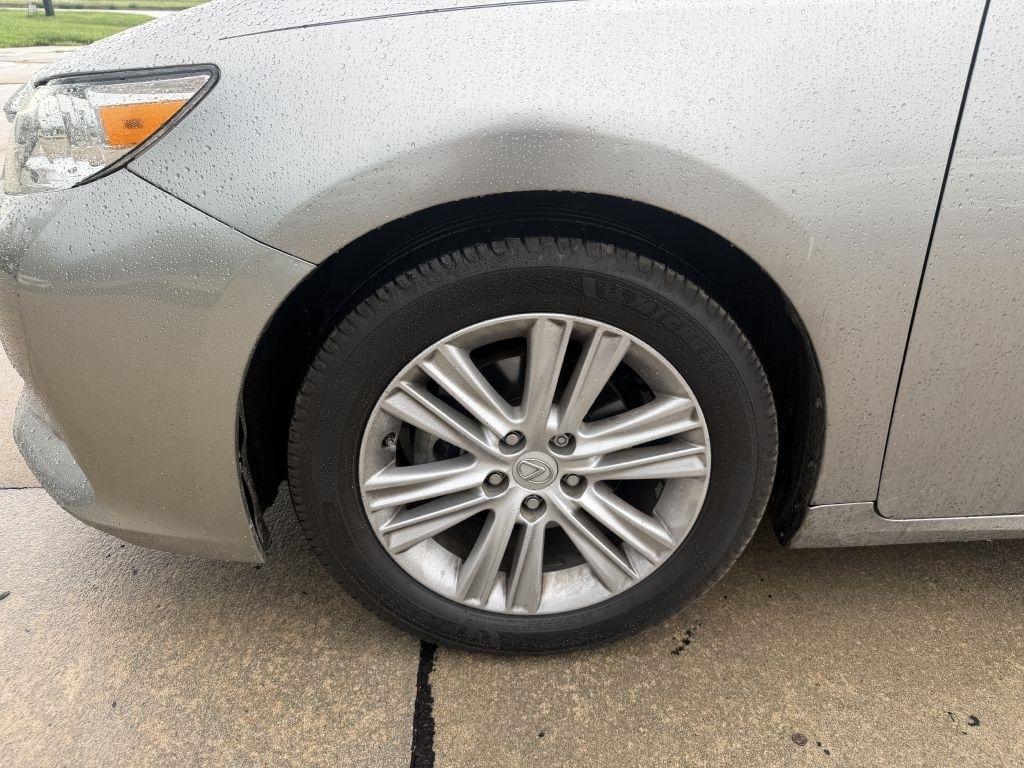 Lexus ES 350 Sedan 2015