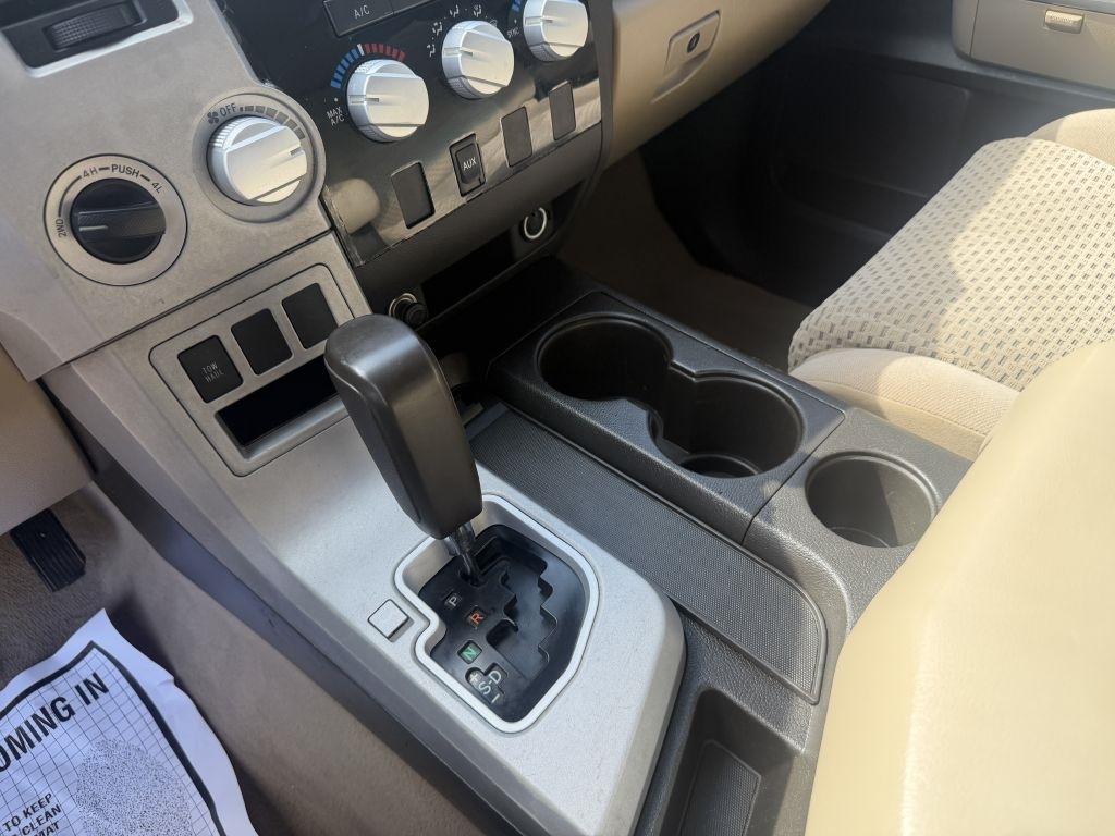 Toyota Tundra SR5 CrewMax 5.7L 4WD 2008