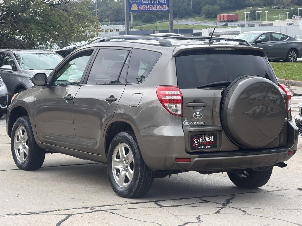 Toyota RAV4 Base I4 4WD 2011