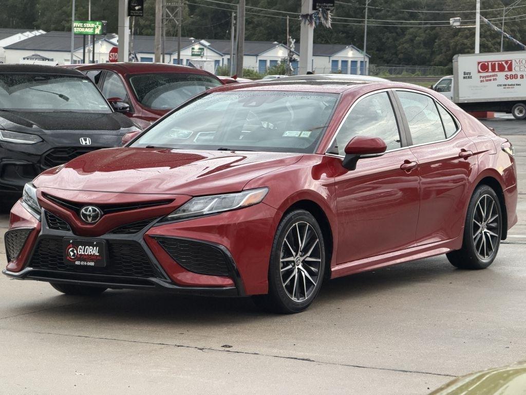 Toyota Camry SE Nightshade Edition AWD 2021