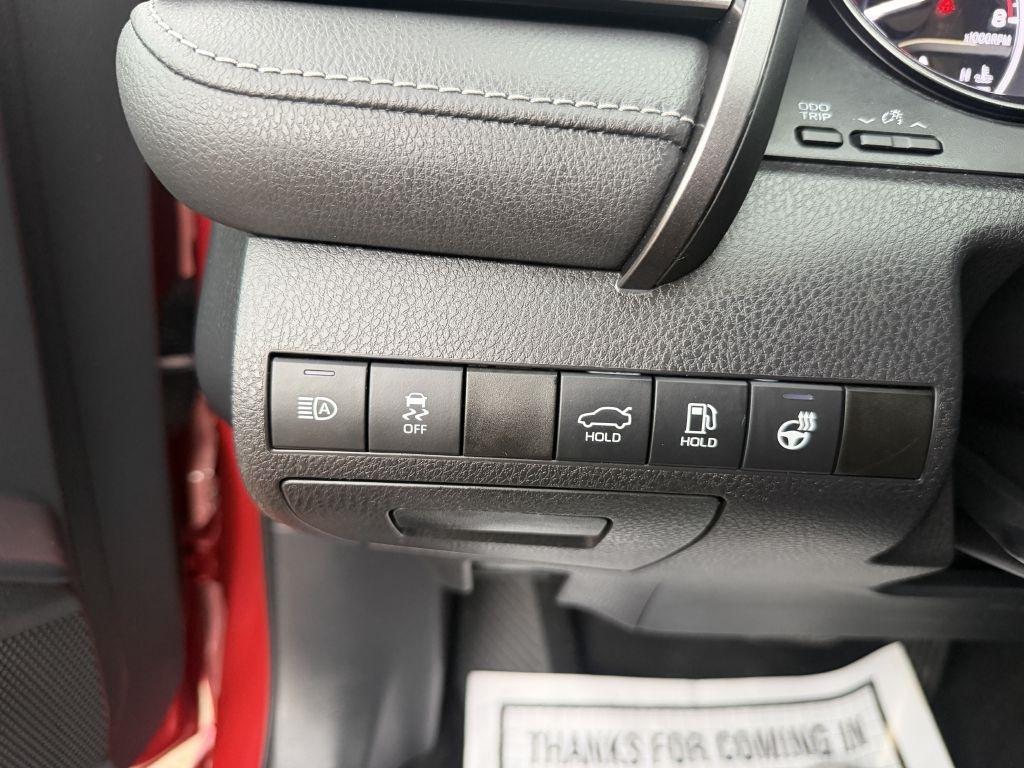 Toyota Camry SE Nightshade Edition AWD 2021