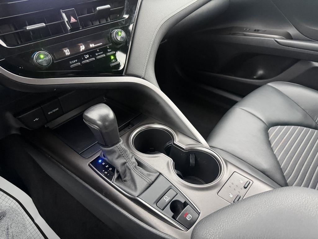 Toyota Camry SE Nightshade Edition AWD 2021