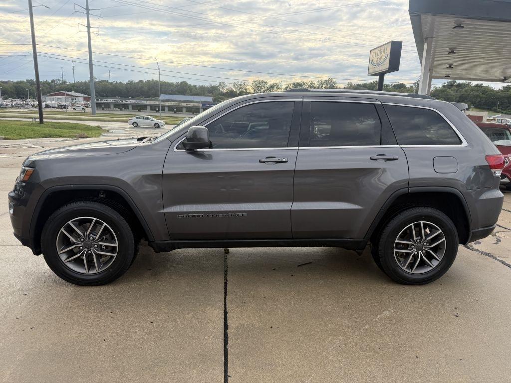Jeep Grand Cherokee Laredo 4WD 2020