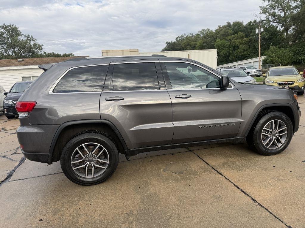 Jeep Grand Cherokee Laredo 4WD 2020