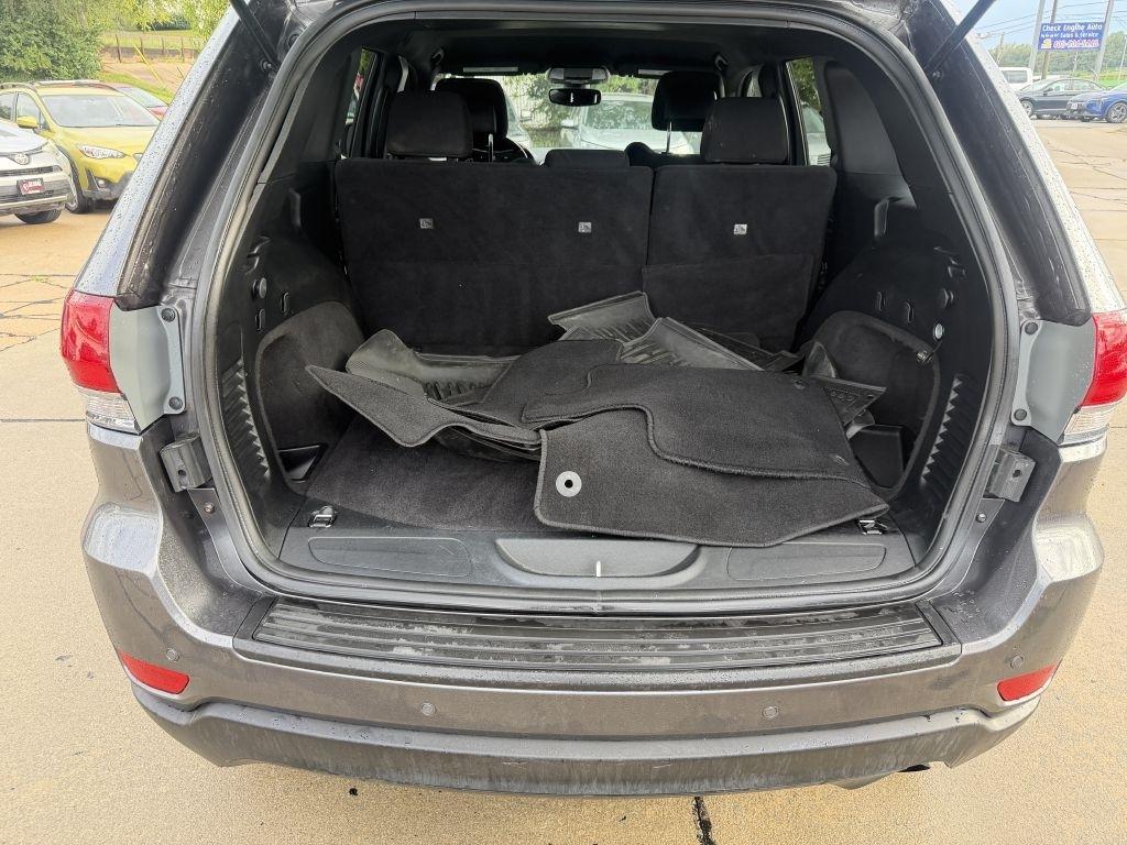 Jeep Grand Cherokee Laredo 4WD 2020