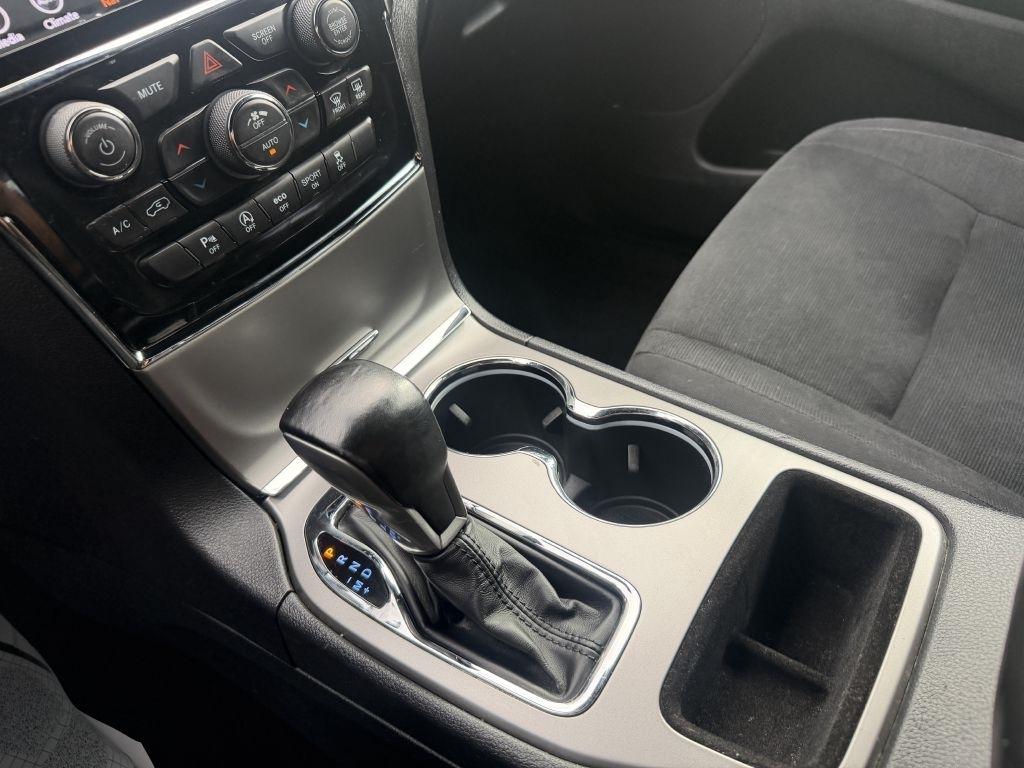 Jeep Grand Cherokee Laredo 4WD 2020