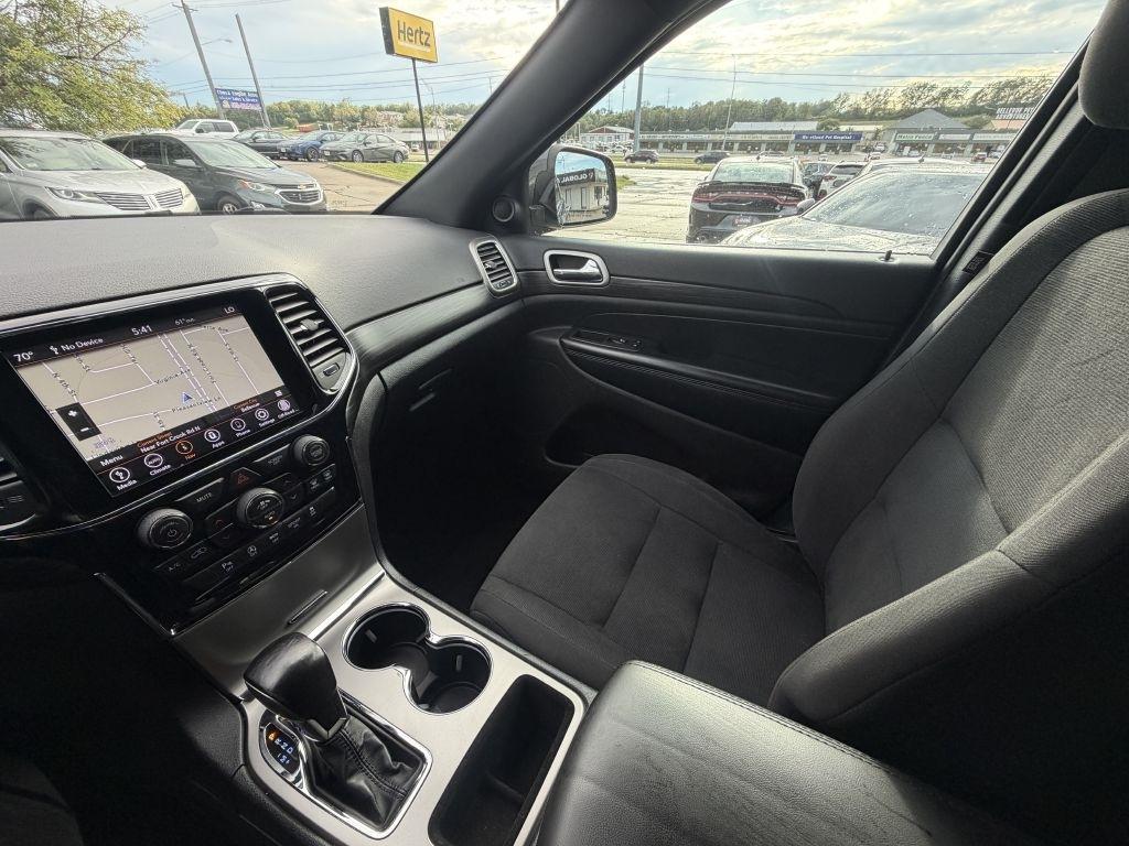 Jeep Grand Cherokee Laredo 4WD 2020