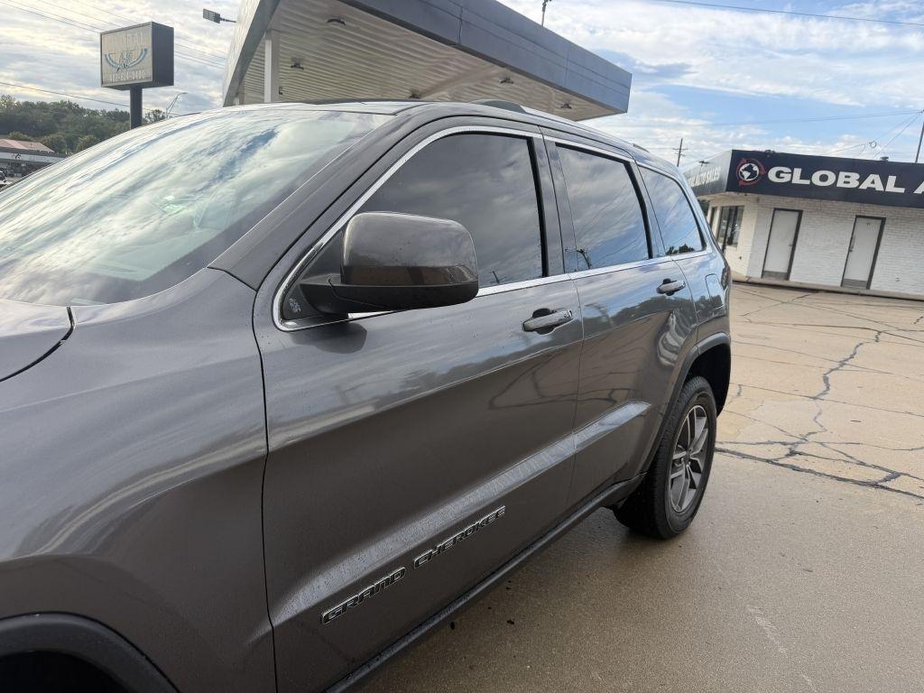 Jeep Grand Cherokee Laredo 4WD 2020