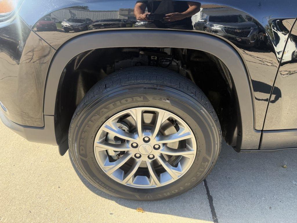 Jeep Cherokee Latitude Lux 4WD 2021