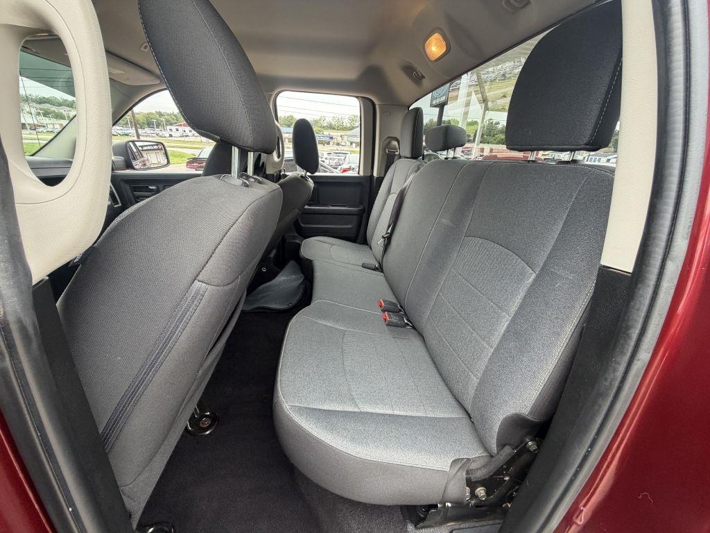 RAM 1500 Classic Tradesman Quad Cab 4WD 2021