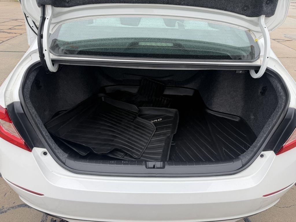 Honda Accord LX CVT 2021