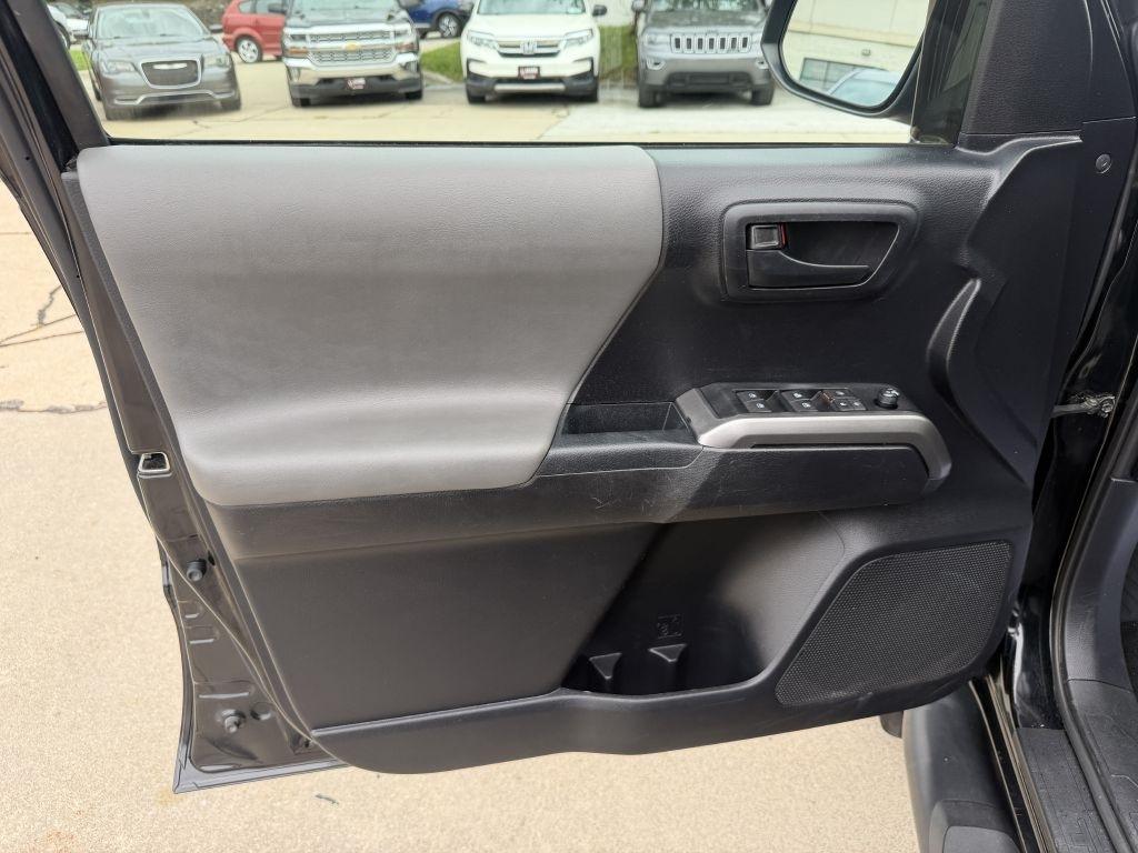 Toyota Tacoma SR5 Double Cab Long Bed V6 6AT 4WD 2019