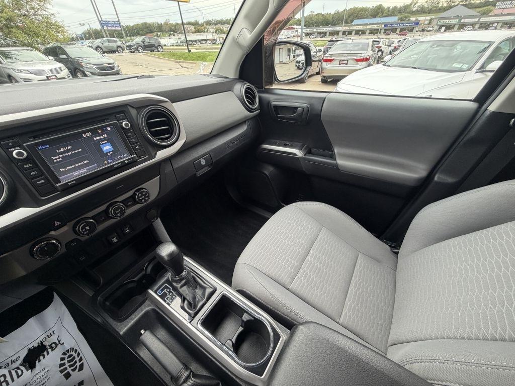 Toyota Tacoma SR5 Double Cab Long Bed V6 6AT 4WD 2019