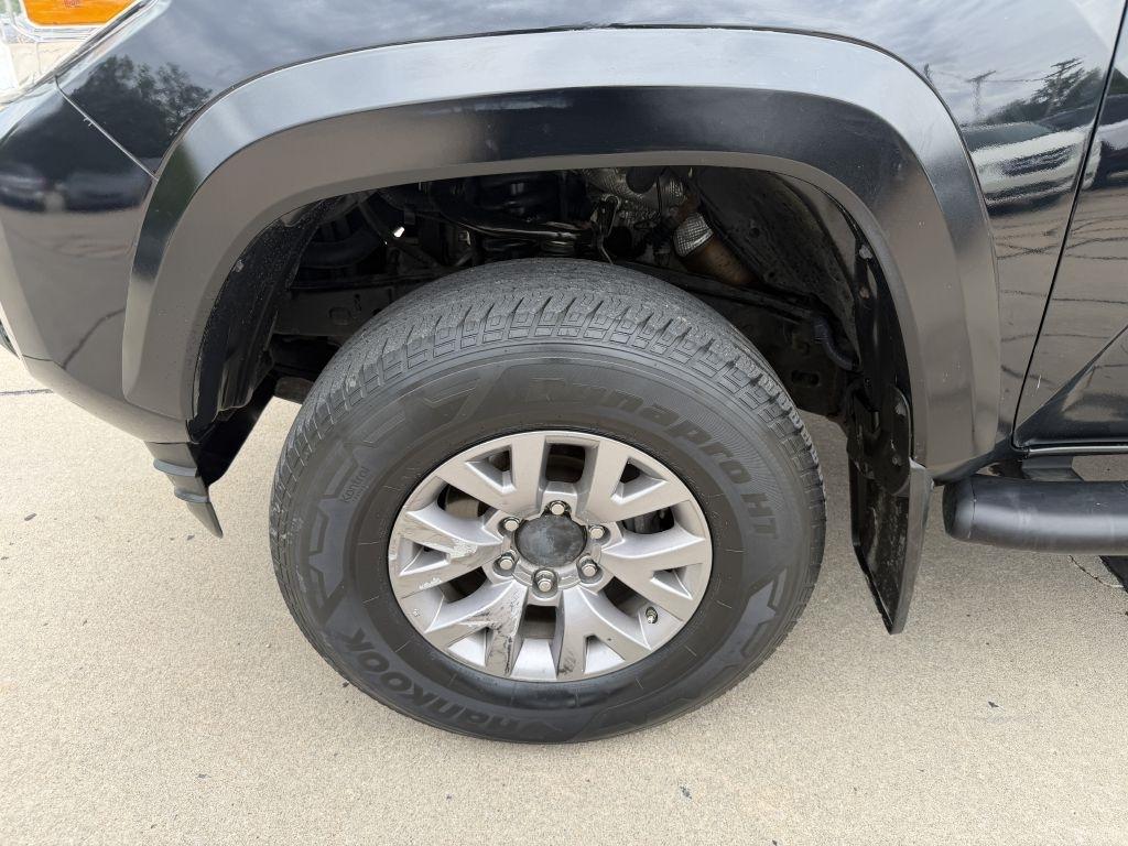 Toyota Tacoma SR5 Double Cab Long Bed V6 6AT 4WD 2019