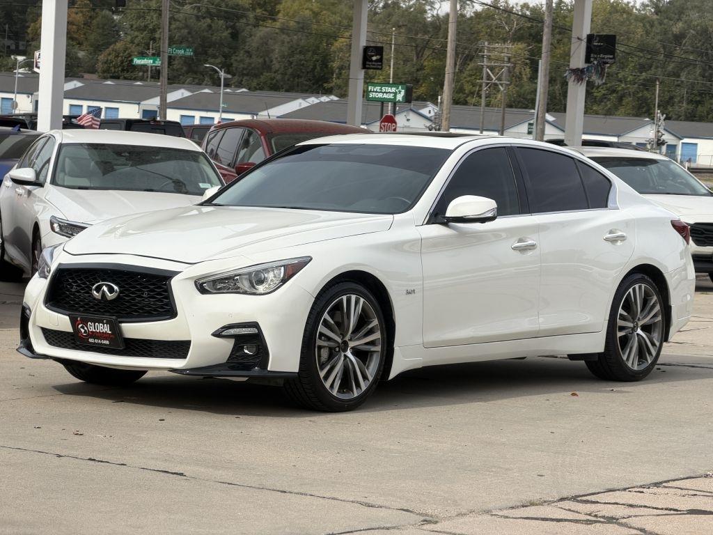 Infiniti Q50 3.0t LUXE AWD 2020