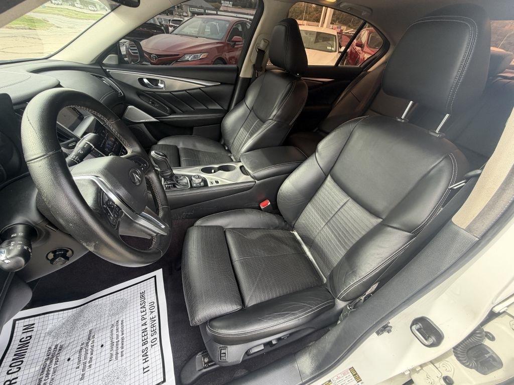 Infiniti Q50 3.0t LUXE AWD 2020