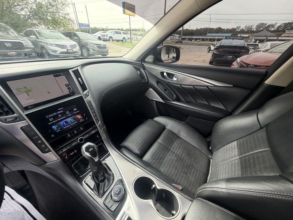 Infiniti Q50 3.0t LUXE AWD 2020