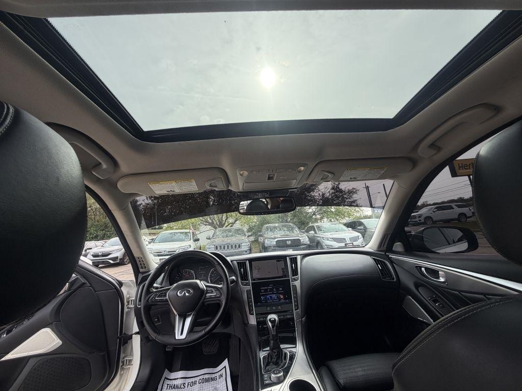 Infiniti Q50 3.0t LUXE AWD 2020