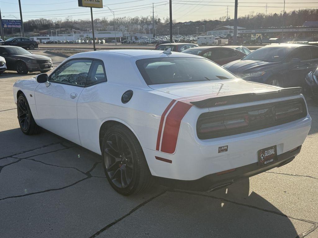 Dodge Challenger R/T SCAT Pack 2021