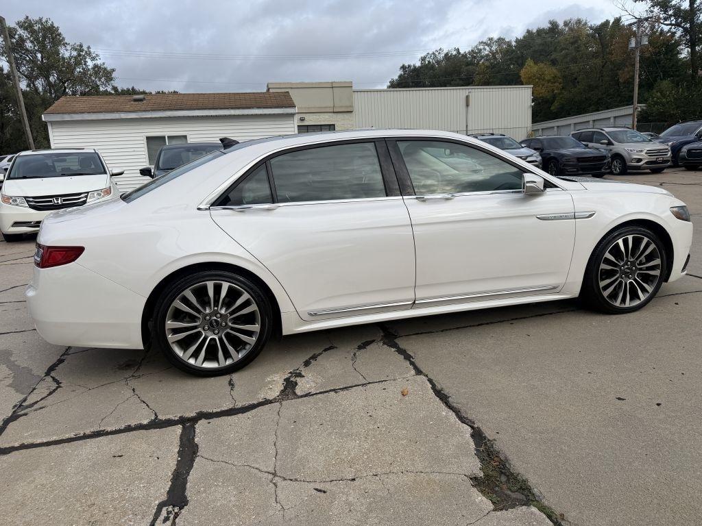 Lincoln Continental Select 2019