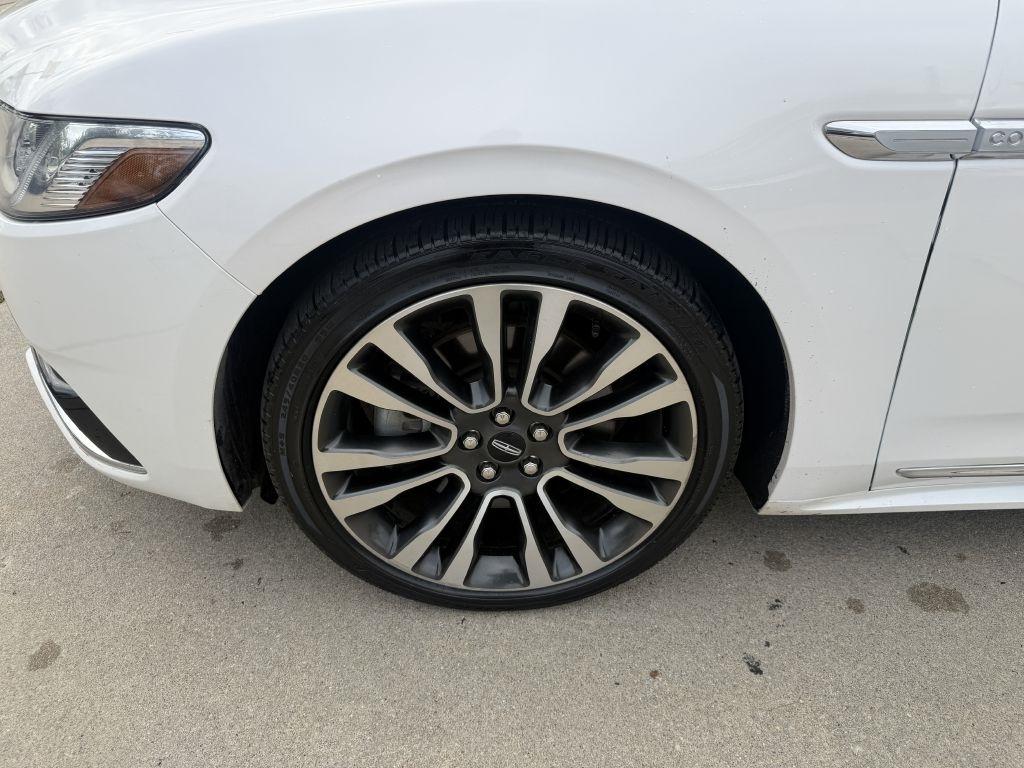 Lincoln Continental Select 2019