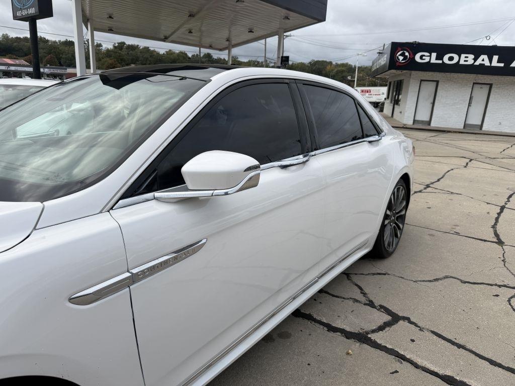 Lincoln Continental Select 2019