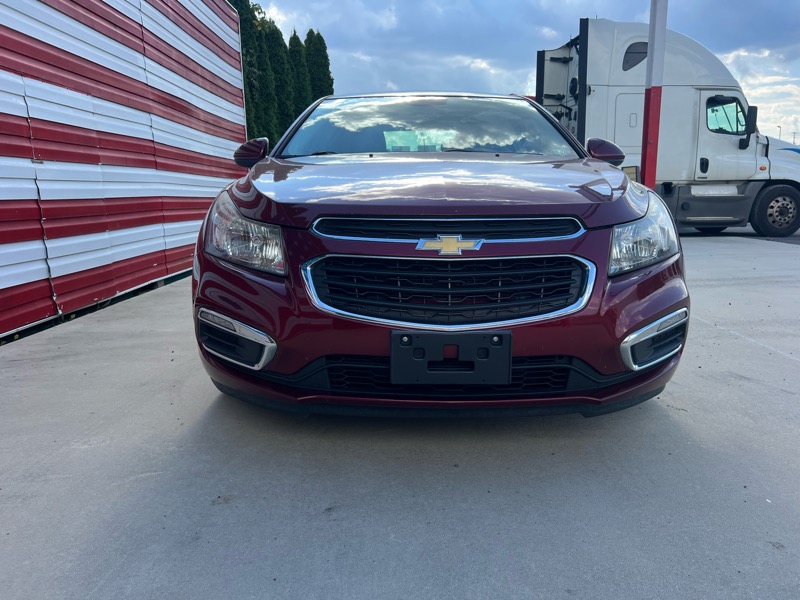 2016 Chevrolet Cruze photo 4