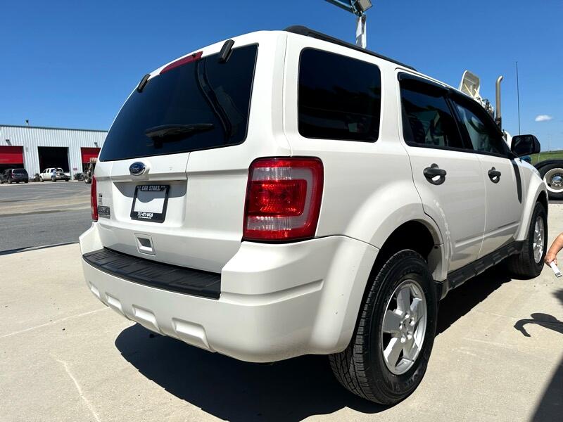2010 Ford Escape XLT photo 6