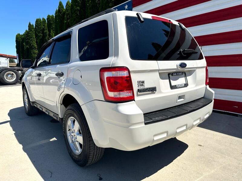 2010 Ford Escape XLT photo 7