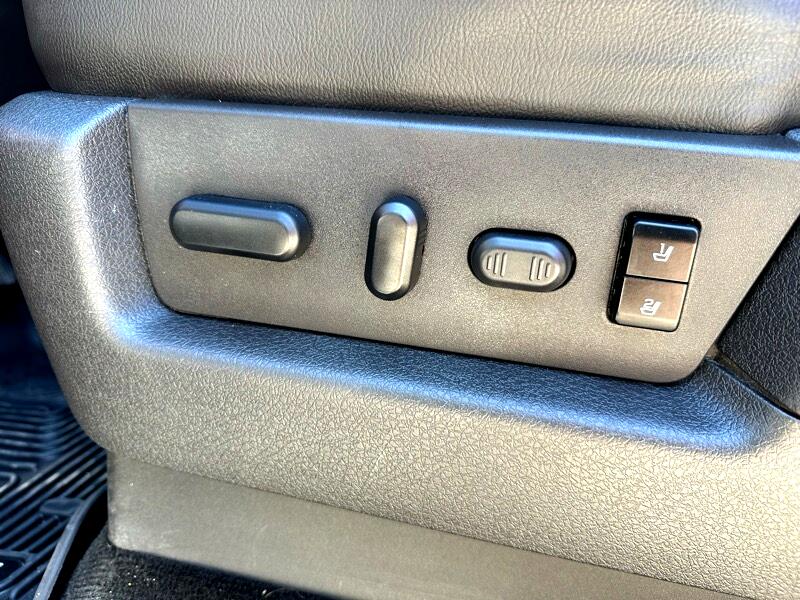 2012 Ford F-150 XLT photo 14