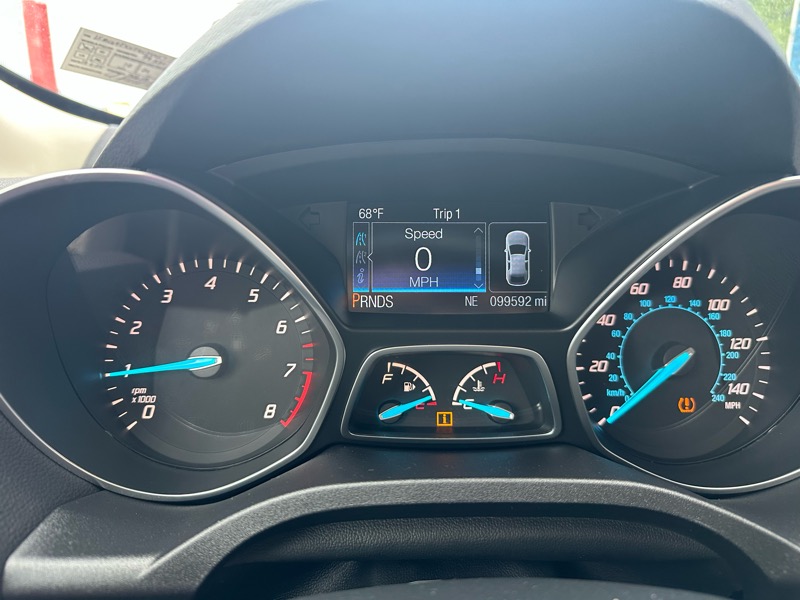 Ford Escape Titanium 4WD 2015 Ford Escape Titanium 4WD 2015