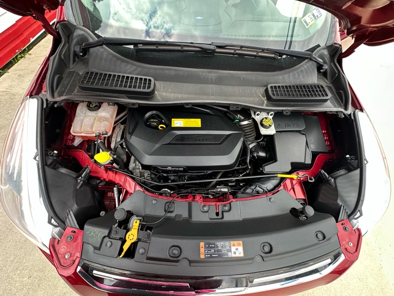 Ford Escape Titanium 4WD 2015 Ford Escape Titanium 4WD 2015