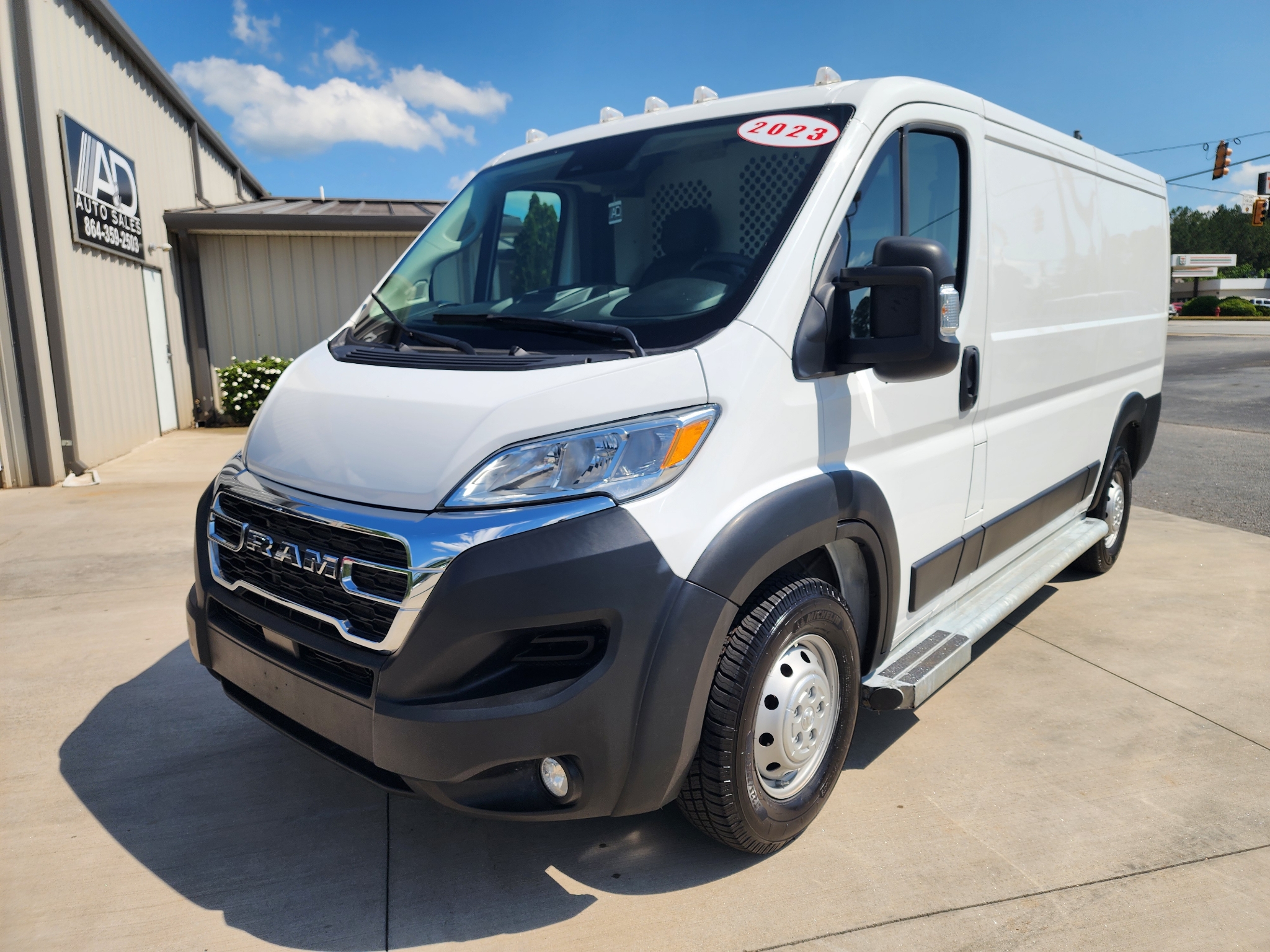 RAM ProMaster Cargo Van 2500 Low Roof 136" WB 2023