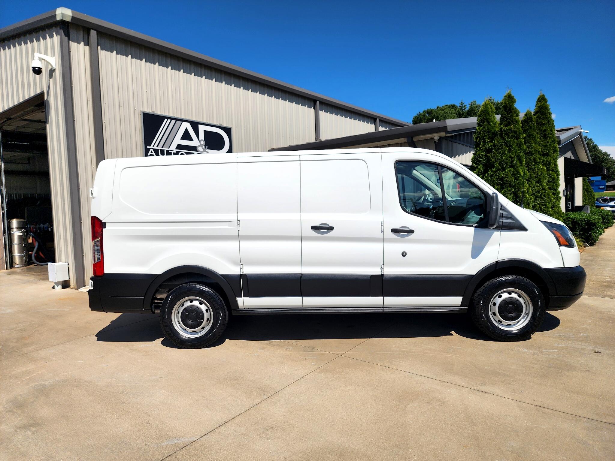 2019 Ford Transit Van photo 4