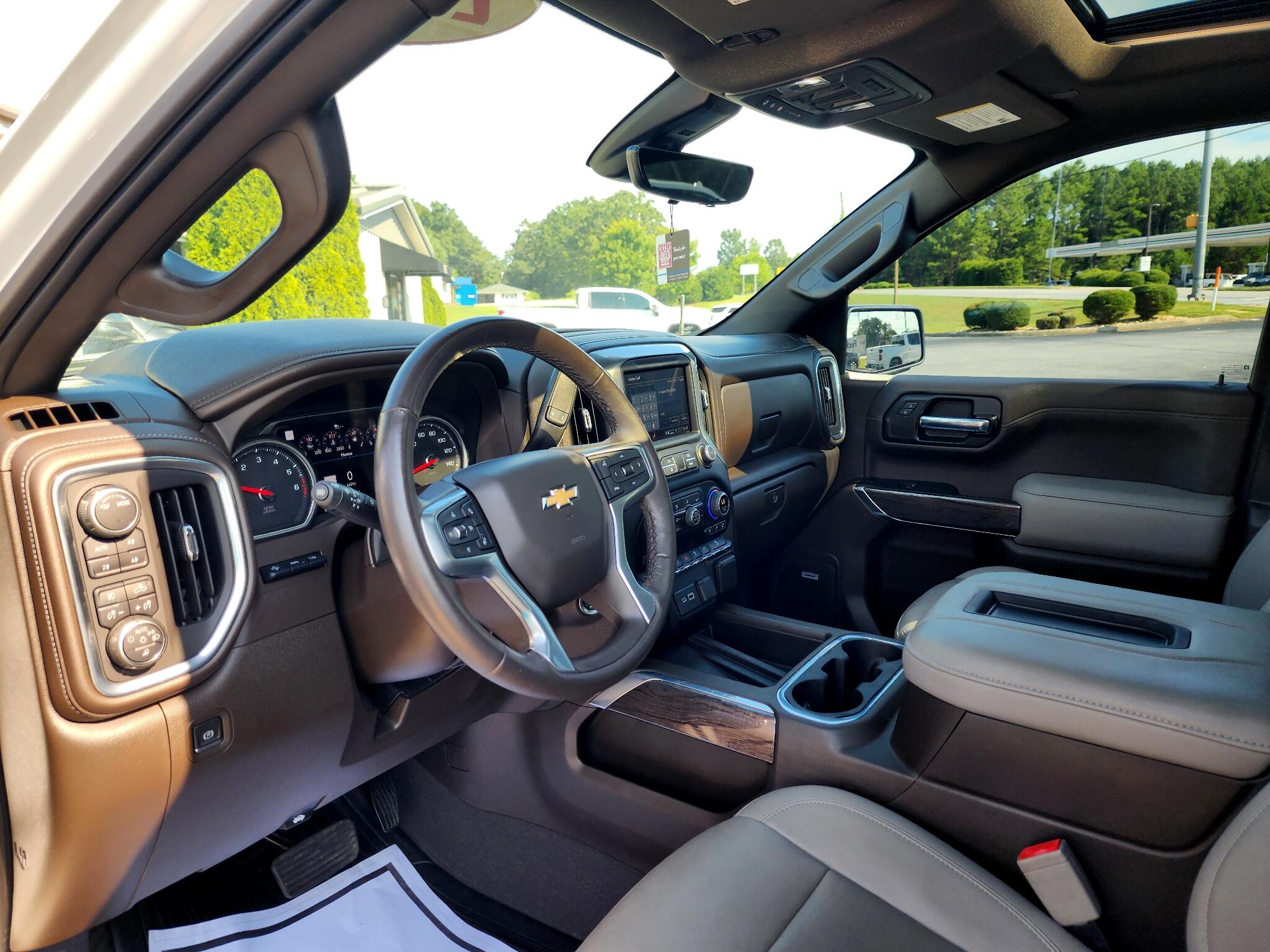 2022 Chevrolet Silverado 1500 LTZ photo 9