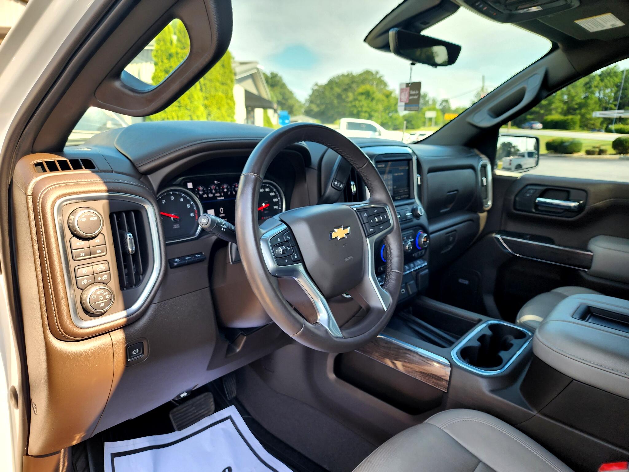 2022 Chevrolet Silverado 1500 LTZ photo 12